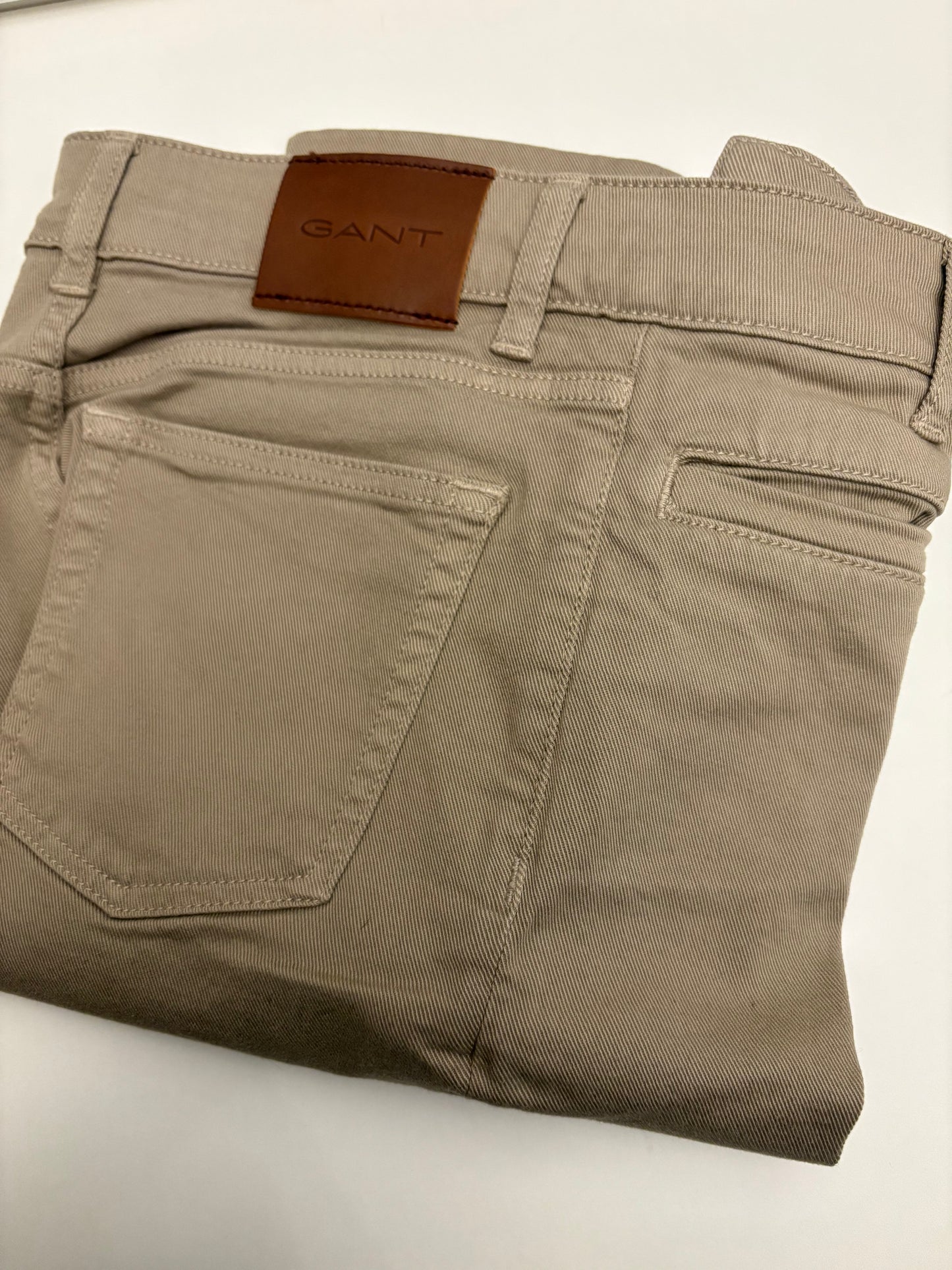 JEANS NERO/BEIGE DONNA GANT SVASATO SLIM FIT