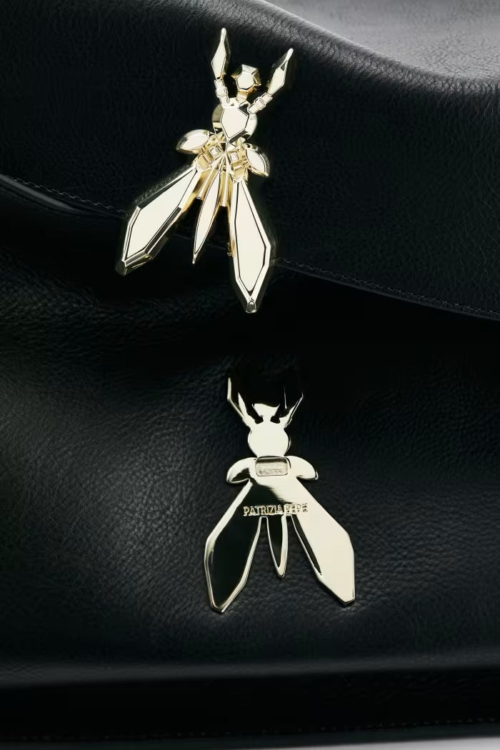 Borsa a spalla Soft Essential Fly grande in pelle Patrizia Pepe