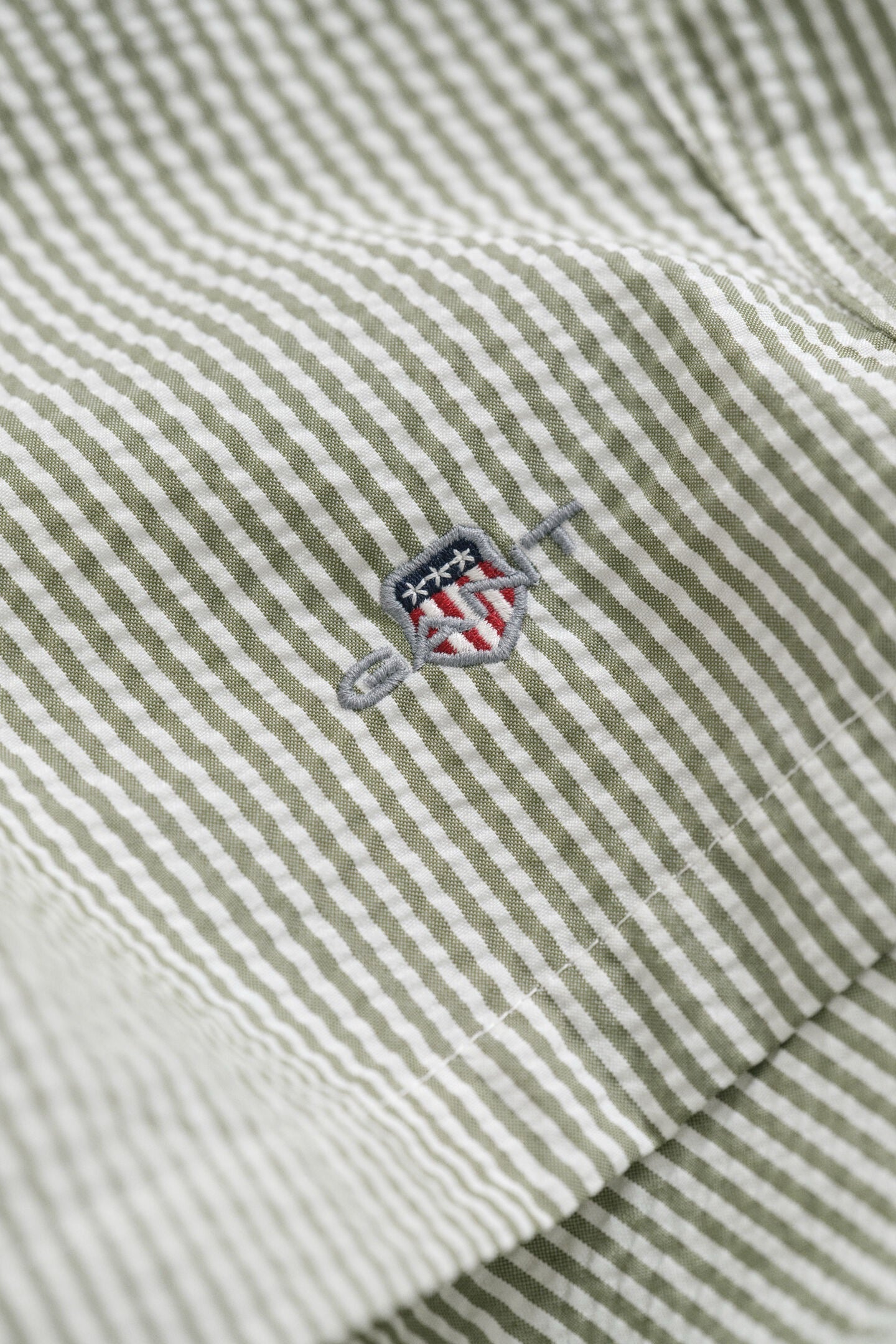 Pantaloncini da bagno in seersucker a righe Gant