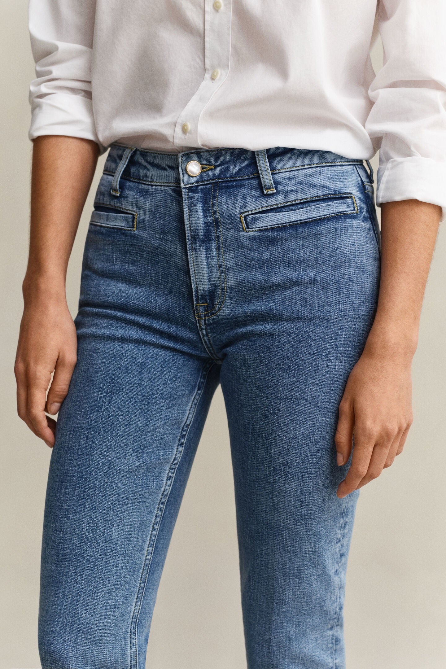 Jeans svasati con motivo Monogram gant