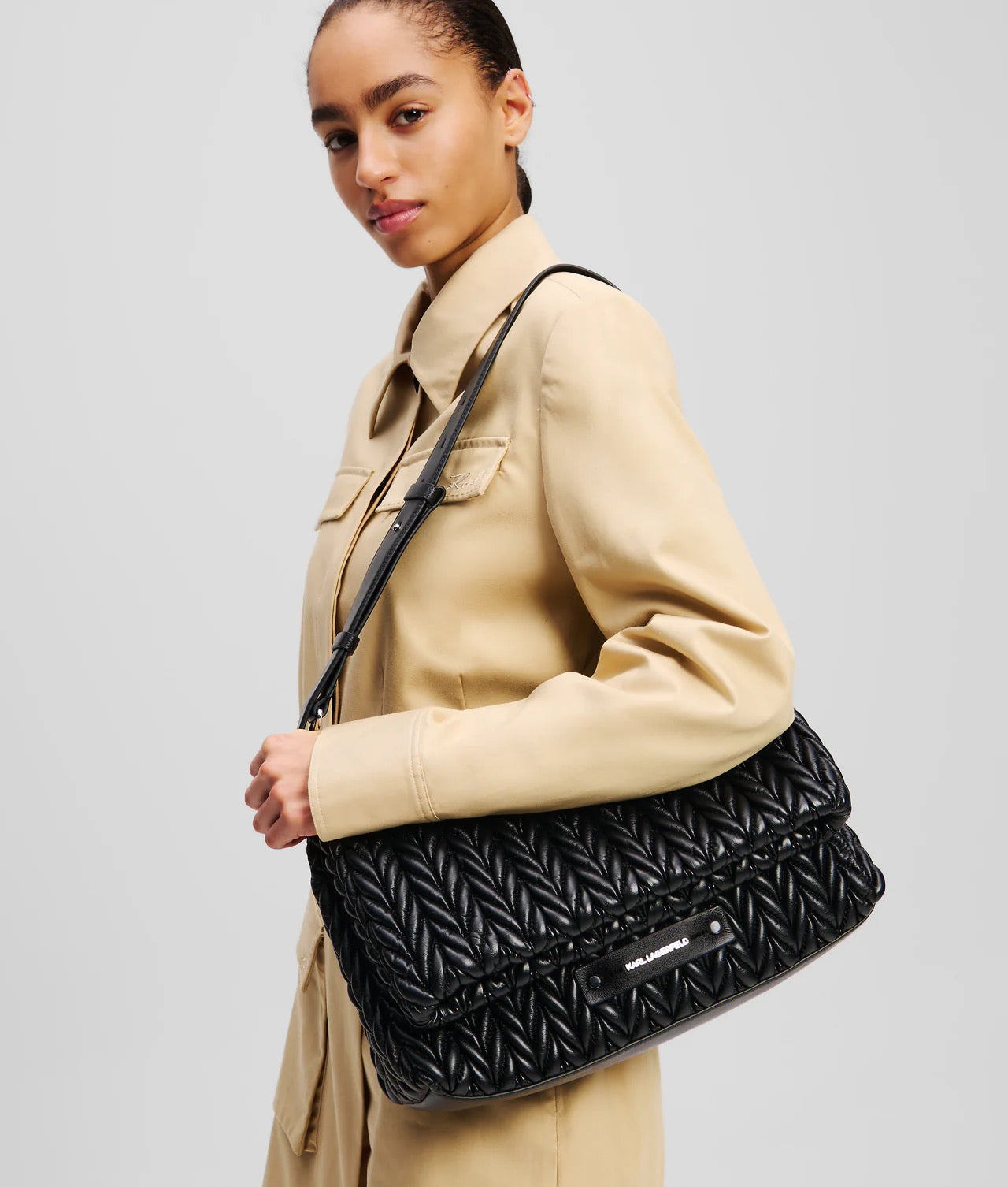 BORSA A SPALLA GRANDE K/WEAVE KARL LAGERFELD
